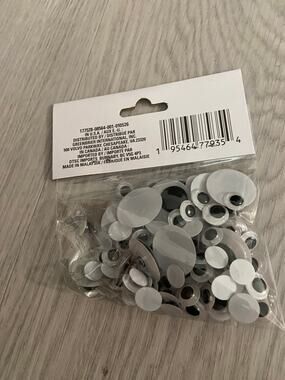 Googly eyes assorted sizes